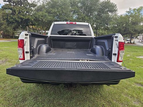 Used 2020 RAM 2500 Tradesman RWD image 12