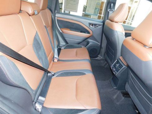 Used 2025 Subaru Forester Touring image 20