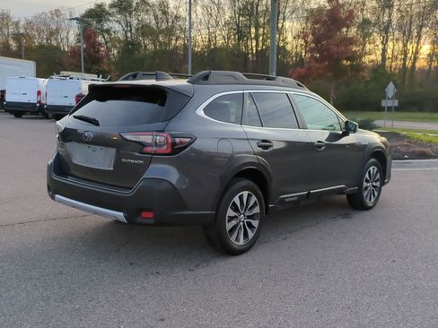 Used 2024 Subaru Outback Limited image 8