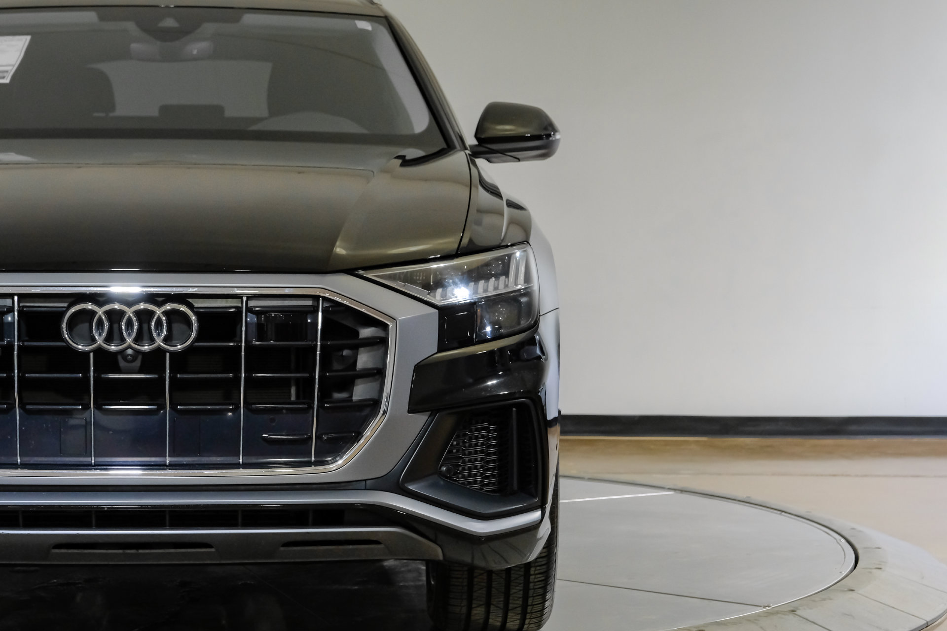 Used 2023 Audi Q8 Premium Plus w/ Premium Plus Package AWD/4WD image 50