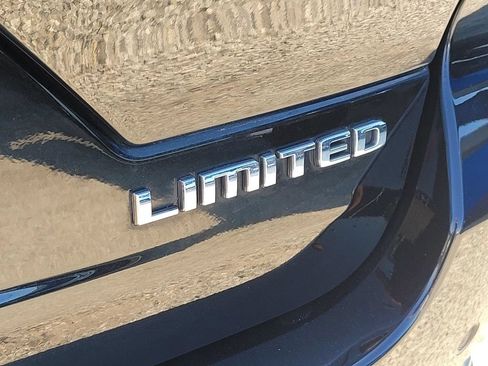 Used 2022 Jeep Grand Cherokee Limited AWD/4WD image 12
