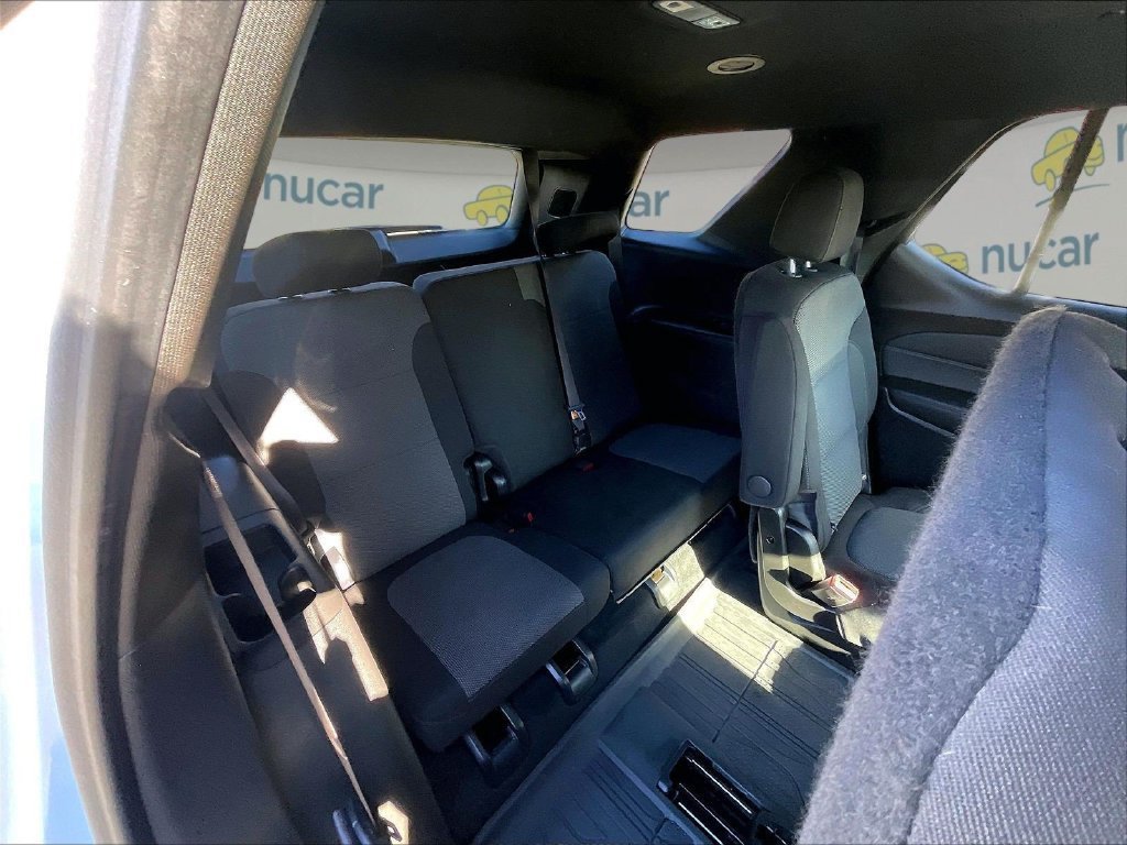 Used 2024 Chevrolet Traverse Limited LT AWD/4WD image 17