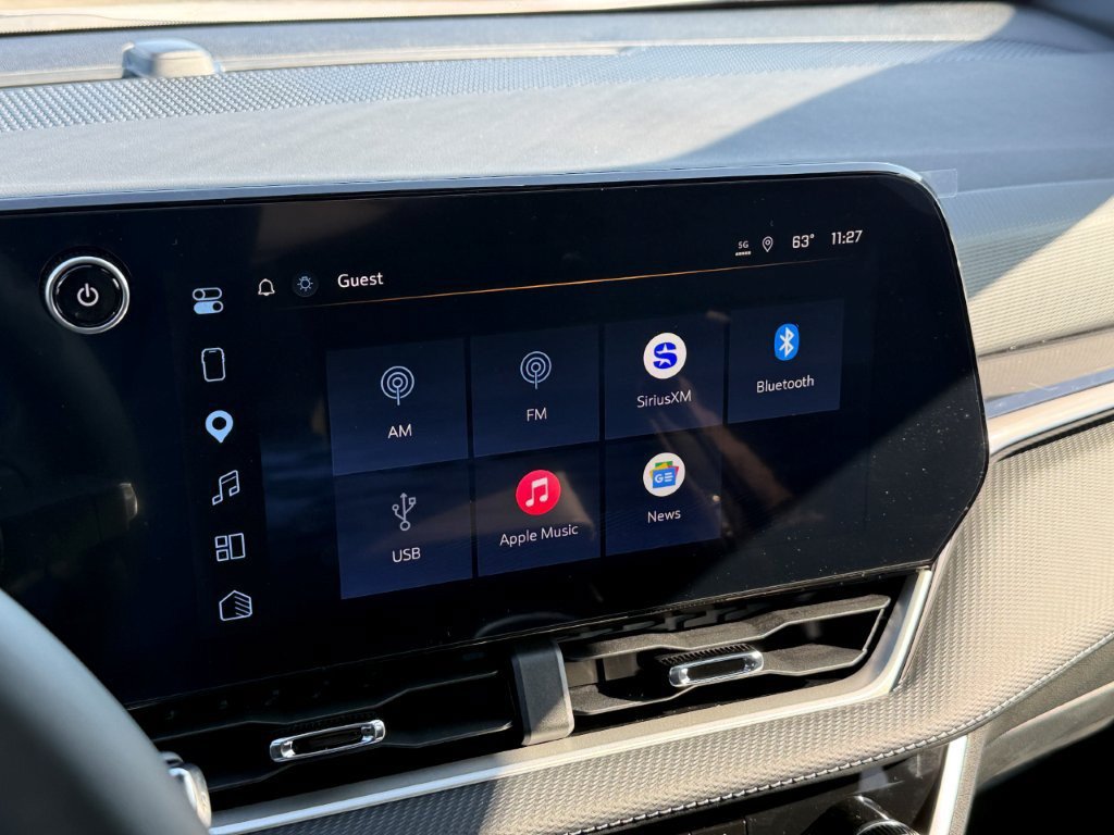New 2027 Chevrolet Equinox LT FWD image 19