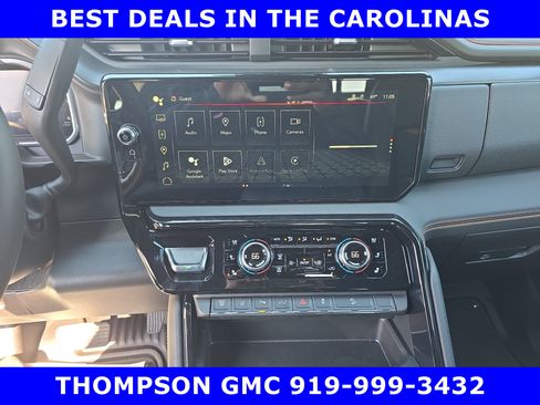New 2026 GMC Sierra 2500 AT4 AWD/4WD image 21