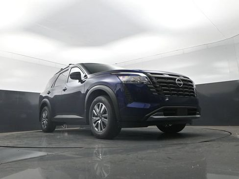 Used 2026 Nissan Pathfinder SL FWD image 28