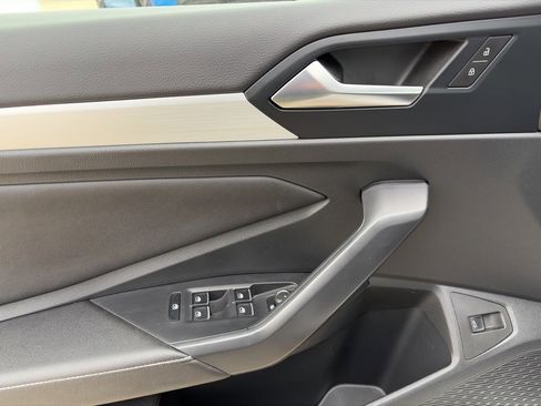 Used 2025 Volkswagen Jetta Sport image 14