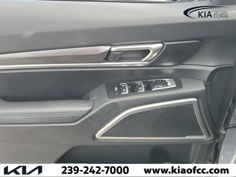 Certified 2024 Kia Telluride S FWD image 22