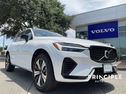 New 2025 Volvo XC60 T8 Core w/ Protection Package Premier