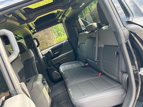 Used 2025 GMC Hummer EV 3X AWD/4WD image 46
