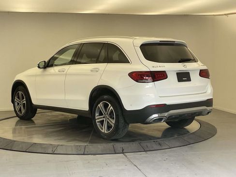 Used 2020 Mercedes-Benz GLC 300 4MATIC image 3