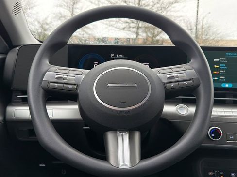 New 2026 Hyundai Kona SE image 21