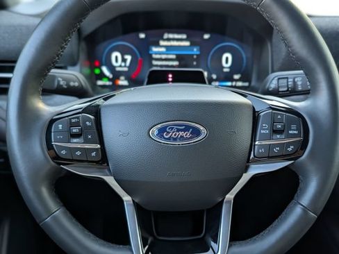 Used 2026 Ford Explorer Platinum AWD/4WD image 29