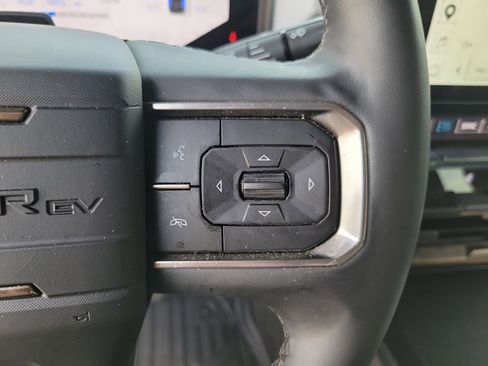 Used 2024 GMC Hummer EV 3X w/ Battery Pack, 24 Module Pack AWD/4WD image 26