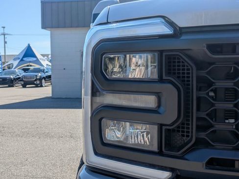 Used 2024 Ford F250 Lariat w/ Lariat Ultimate Package AWD/4WD image 10