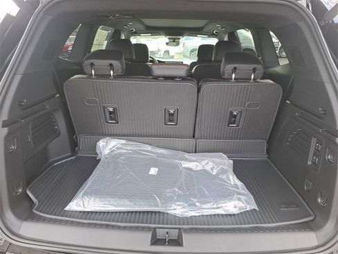 New 2026 GMC Acadia Denali Ultimate image 5