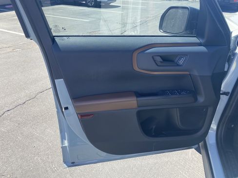 Used 2021 Ford Bronco Sport Outer Banks image 7