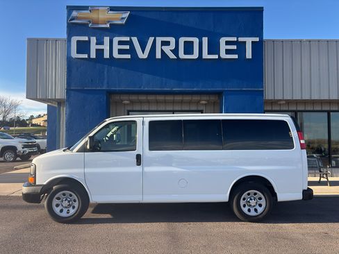Used 2014 Chevrolet Express 1500 LS image 1