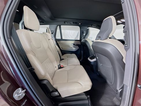 New 2025 Volvo XC90 B5 Plus w/ Protection Package image 30