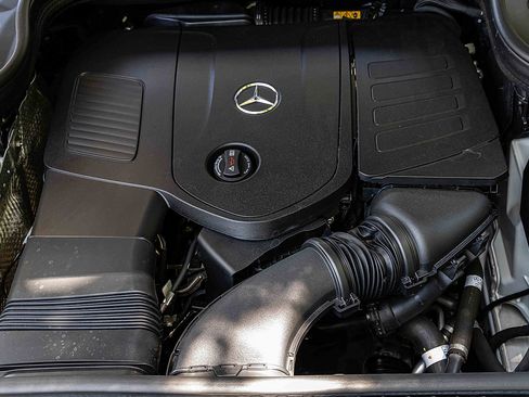 Used 2024 Mercedes-Benz GLE 350 4MATIC image 30