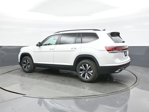 New 2026 Volkswagen Atlas SE image 5