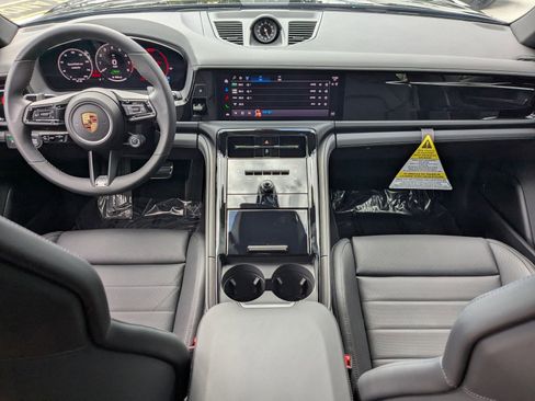 New 2026 Porsche Panamera 4 AWD/4WD image 24