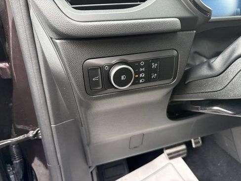Certified 2023 Ford Escape ST-Line Elite AWD/4WD image 19