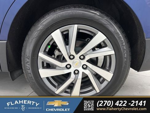 Used 2023 Chevrolet Equinox LT image 19