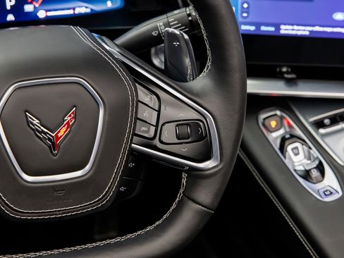 Used 2024 Chevrolet Corvette Stingray Premium Conv w/ Z51 Performance Package image 47