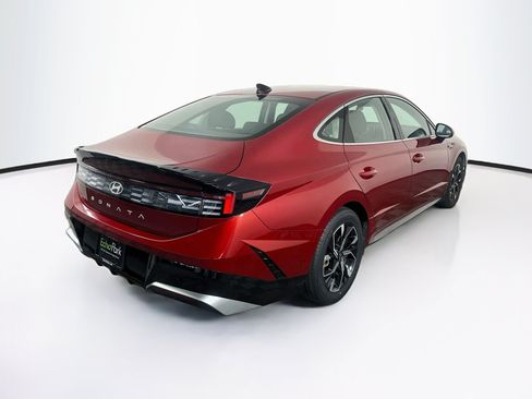 Used 2025 Hyundai Sonata SEL FWD image 9