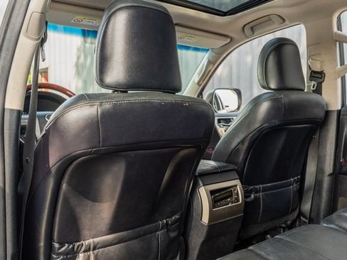 Used 2014 Lexus GX 460 w/ Premium Package AWD/4WD image 36
