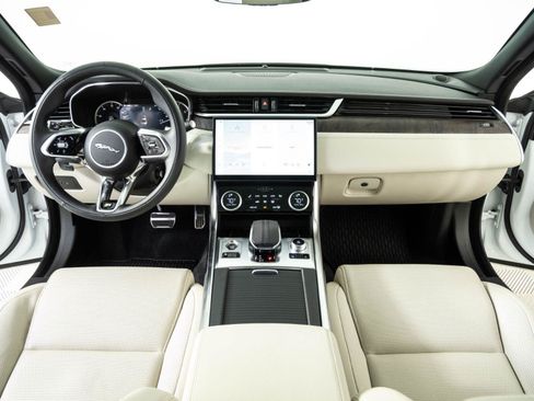 Used 2022 Jaguar XF R-Dynamic SE AWD/4WD image 18