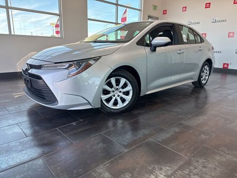 Used 2024 Toyota Corolla LE FWD image 3
