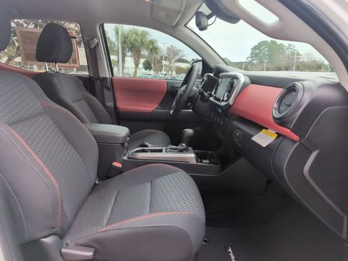 Certified 2023 Toyota Tacoma SR5 image 32