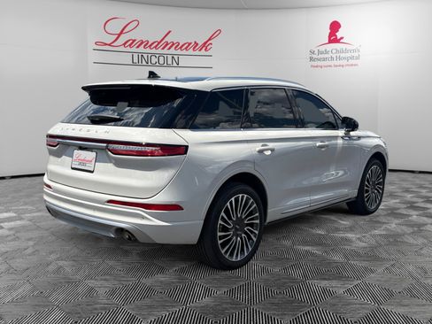 Certified 2022 Lincoln Corsair AWD w/ Premium Package image 5