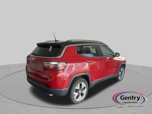 Used 2018 Jeep Compass Limited w/ Navigation Group AWD/4WD image 4