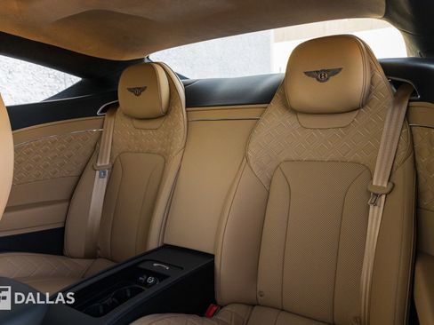 Used 2023 Bentley Continental GT V8 image 28