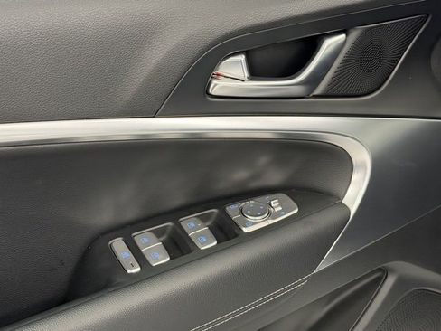 New 2026 Genesis G70 2.5T image 12