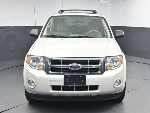 Used 2012 Ford Escape XLT FWD image 2