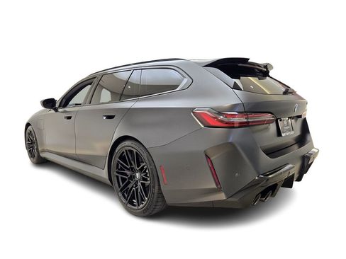 Used 2025 BMW M5 Touring image 11