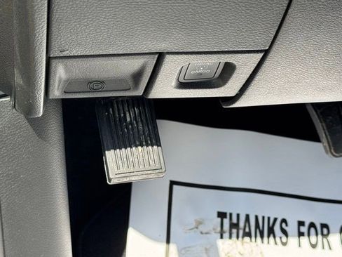 New 2026 RAM 2500 Laramie AWD/4WD image 16