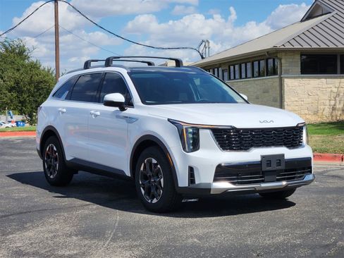 New 2026 Kia Sorento S w/ S Panoramic Sunroof Package image 2
