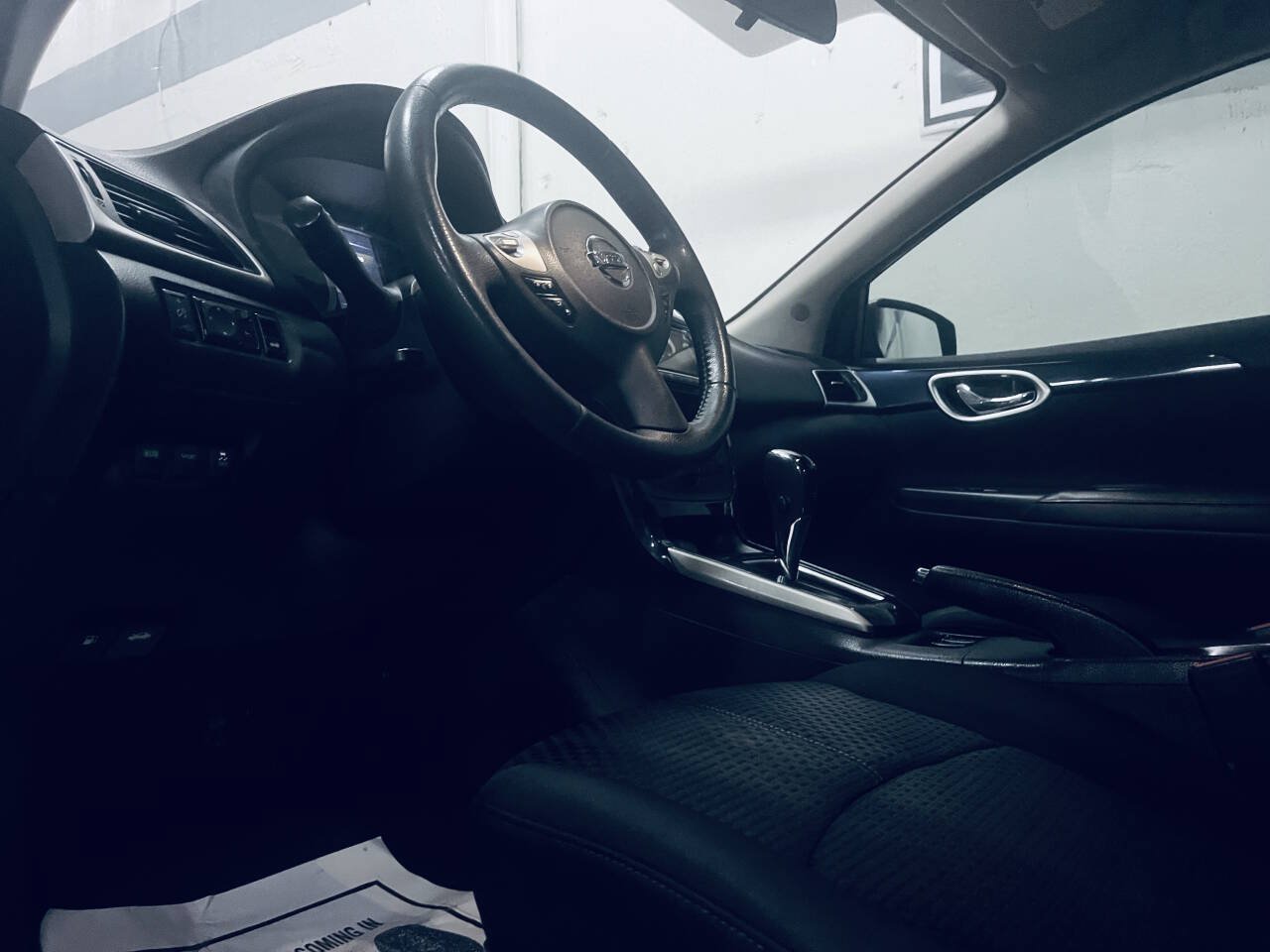 Used 2018 Nissan Sentra SR FWD image 15
