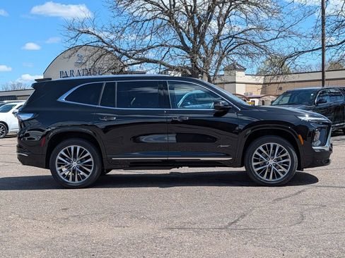 New 2026 Buick Enclave Avenir AWD/4WD image 19