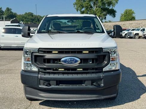 Used 2022 Ford F250 XL w/ Power Equipment Group AWD/4WD image 9