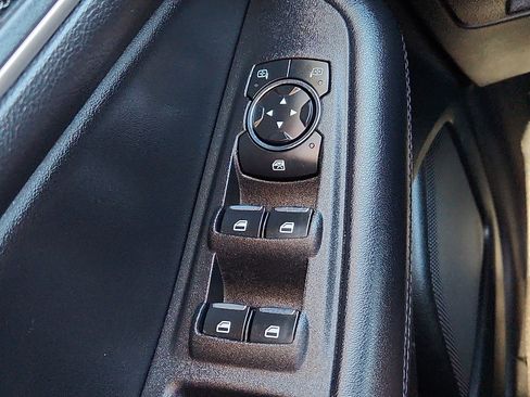 Used 2023 Ford Edge SEL image 17