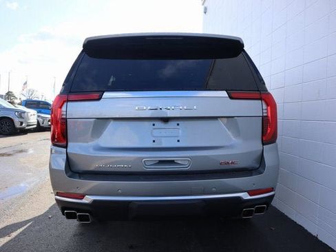 New 2026 GMC Yukon Denali w/ Sun & Power Step Package AWD/4WD image 6