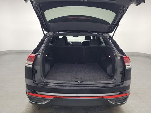 Used 2021 Volkswagen Atlas Cross Sport S FWD image 29