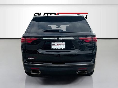 Used 2023 Chevrolet Traverse Premier w/ Redline Edition FWD image 6
