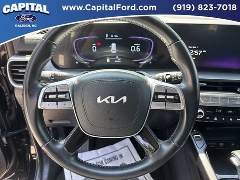 Used 2025 Kia Telluride S AWD/4WD image 25