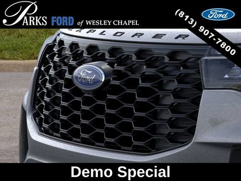 New 2026 Ford Explorer ST-Line w/ ST-Line Street Pack RWD image 17